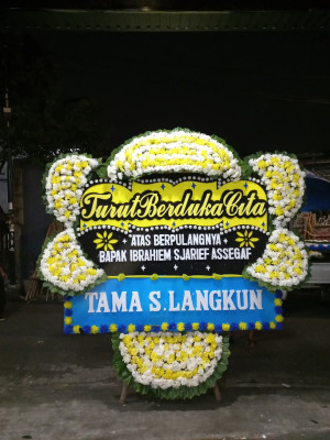 Papan Bunga Duka di Lumut